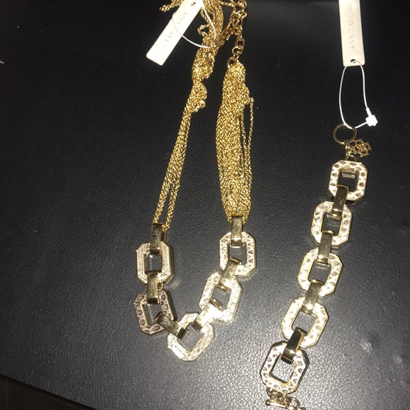 Accessories - Picture 2 of 2